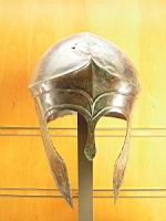 Casque chalcidien (Grece - Italie, 5eme av JC)(bronze).jpg